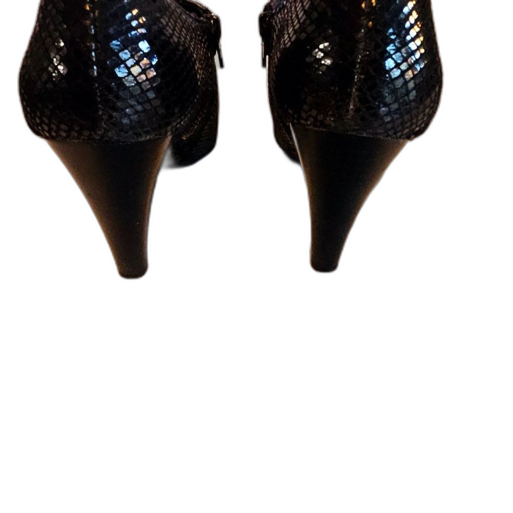 IMPO HEELS - Picture 7 of 9